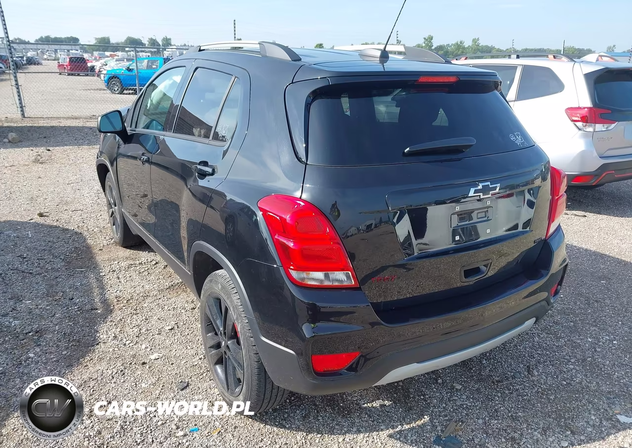 2022 Chevrolet Trax Awd Lt VIN:KL7CJPSM9NB517938 - 3