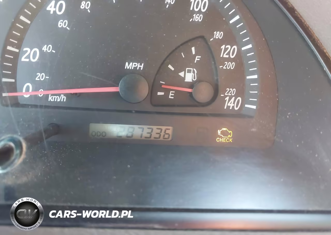 2004 Toyota Camry Le VIN:JTDBE32K440279565 - 15