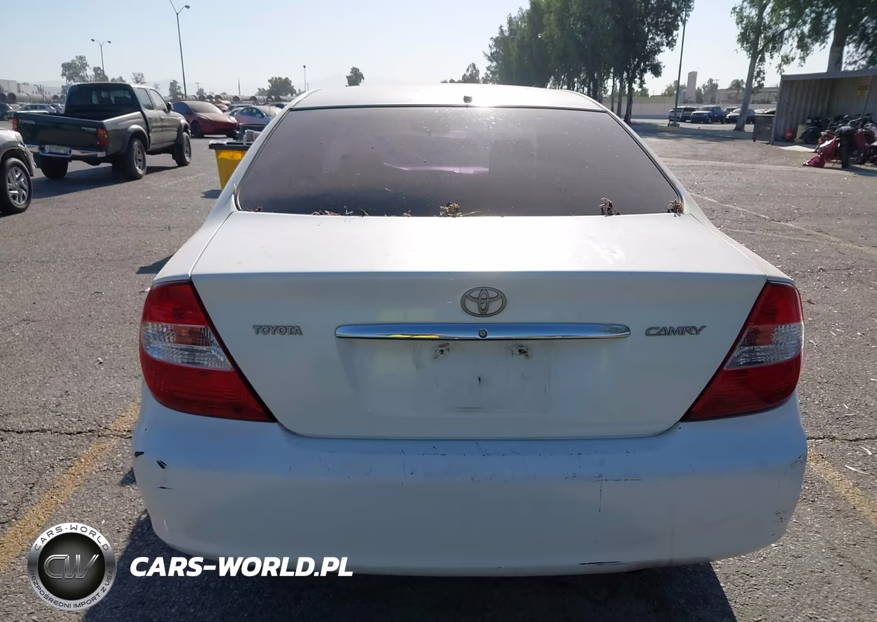 2004 Toyota Camry Le VIN:JTDBE32K440279565 - 16