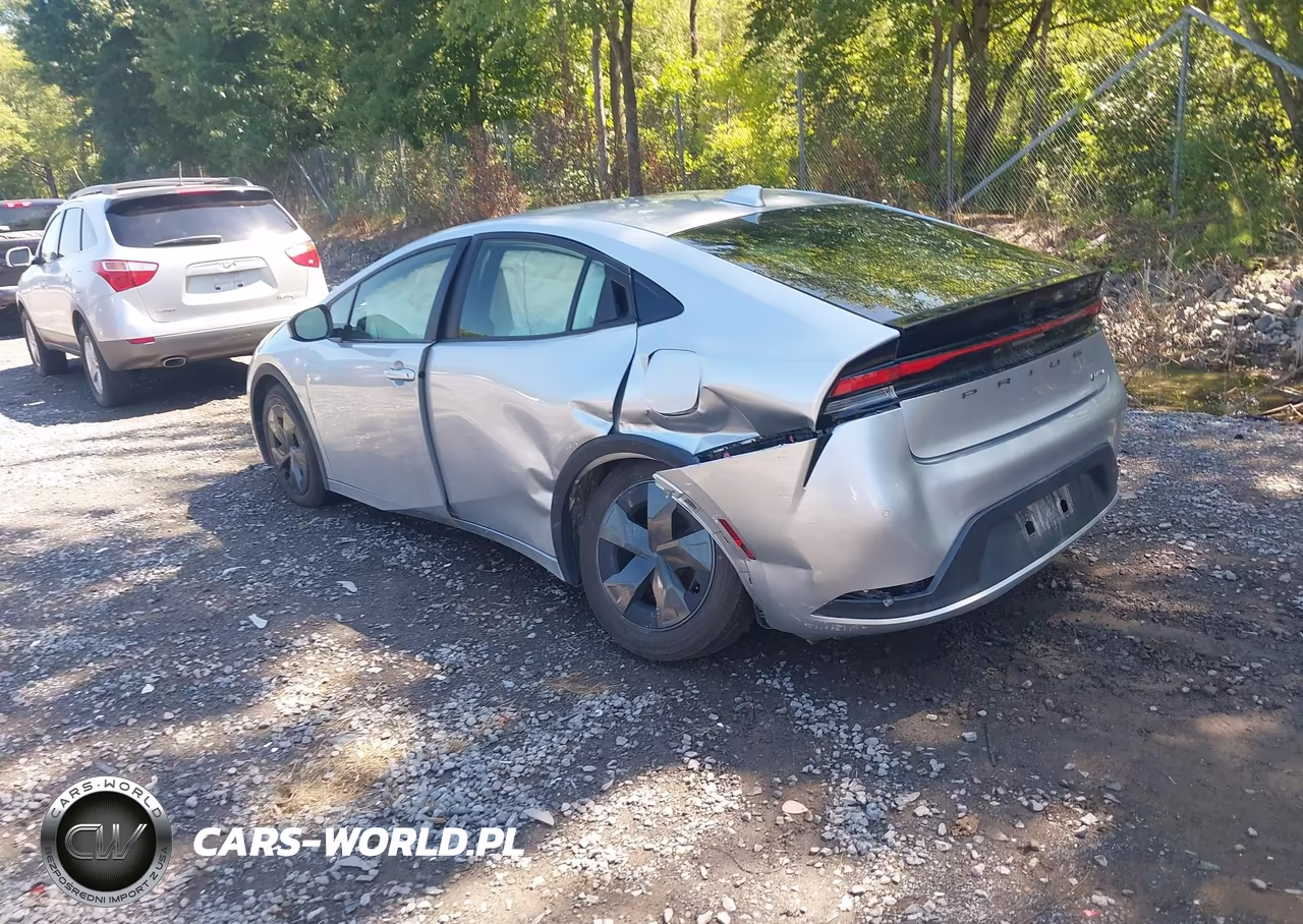 2025 Toyota Prius Le VIN:JTDACAAU9S3062789 - 3