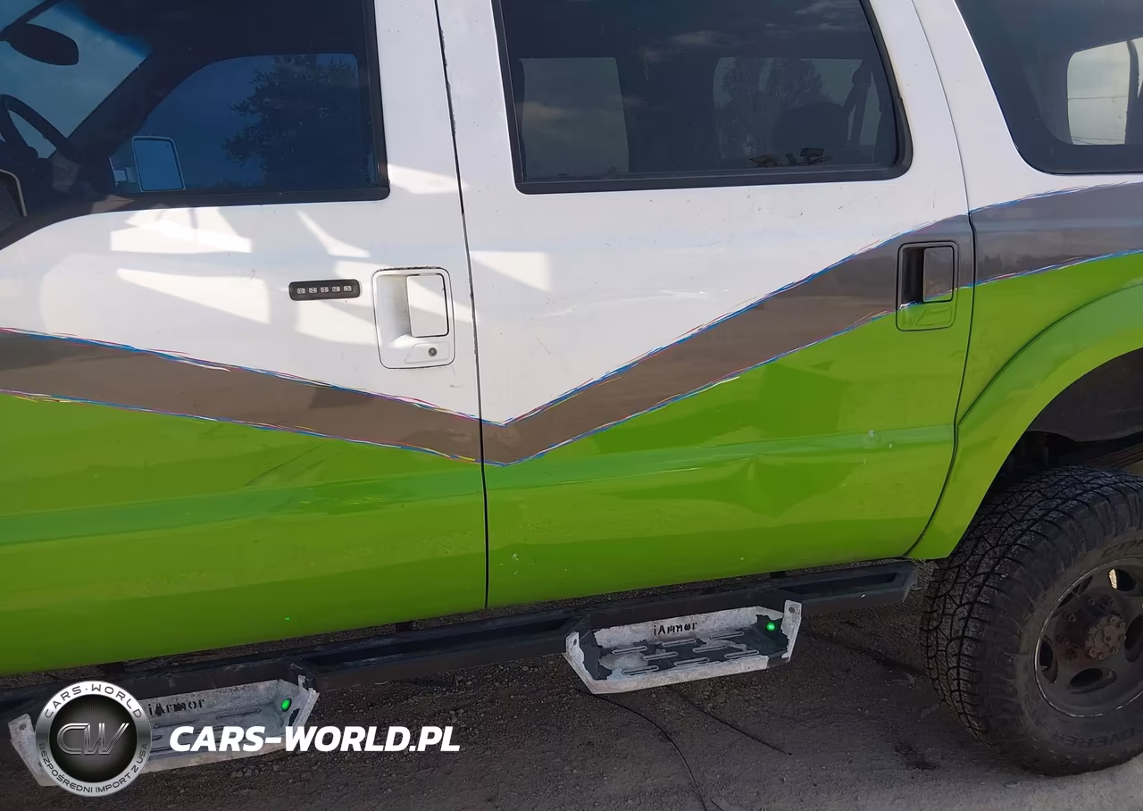 2000 Ford Excursion Xlt VIN:1FMNU41S3YEA56039 - 12