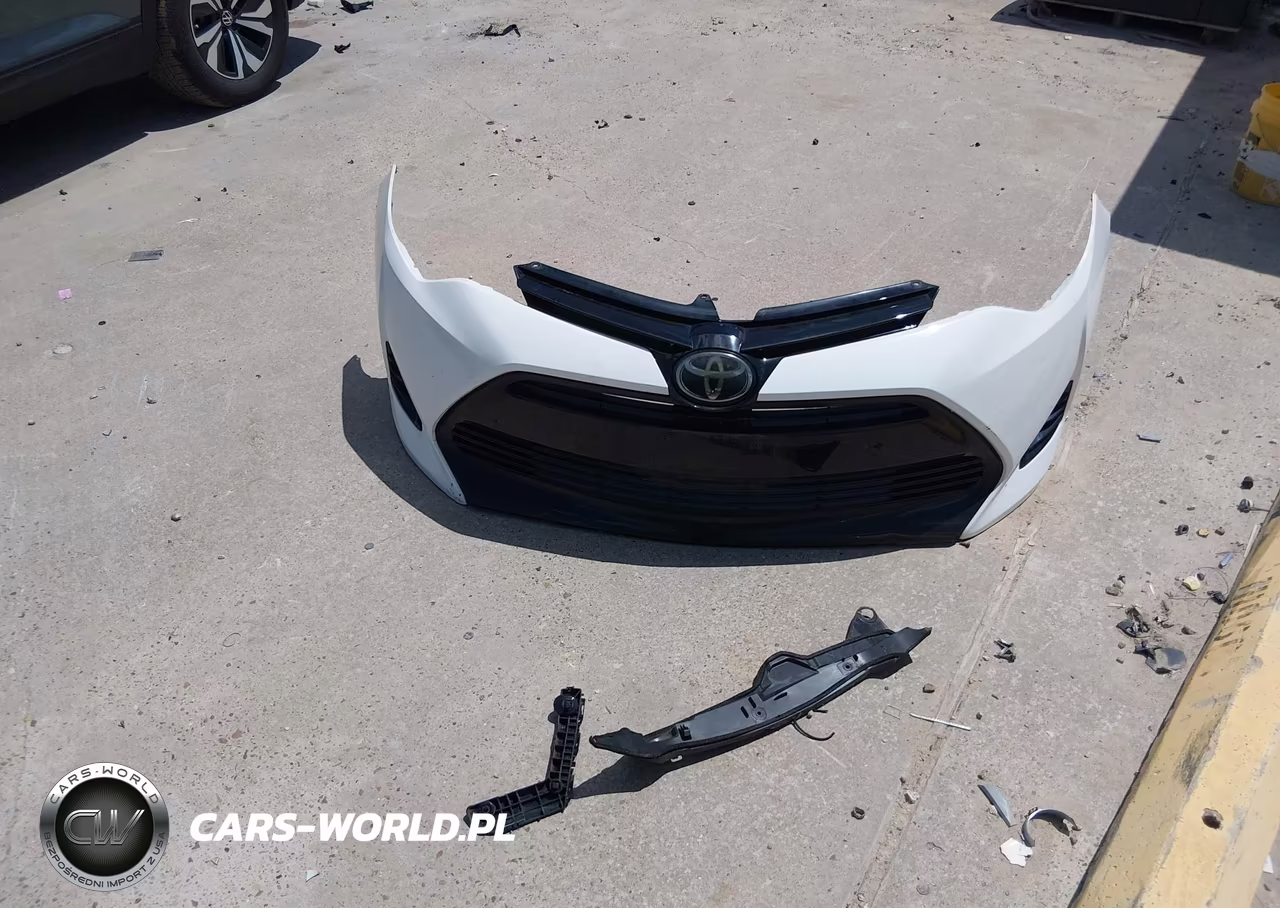 2018 Toyota Corolla Le VIN:5YFBURHE7JP788378 - 12
