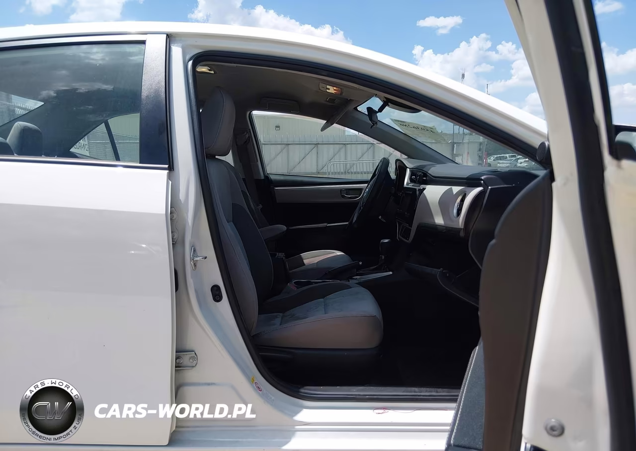 2018 Toyota Corolla Le VIN:5YFBURHE7JP788378 - 5