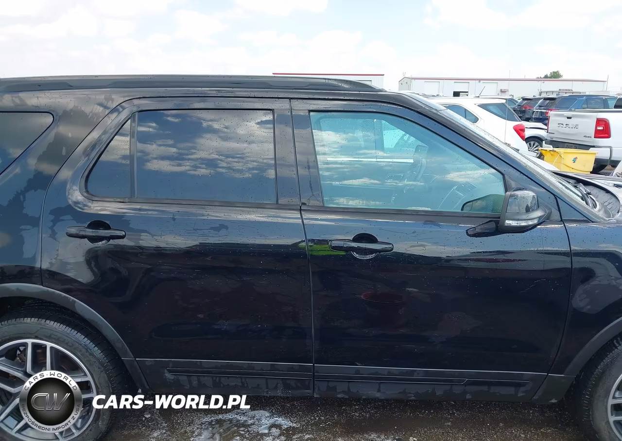 2017 Ford Explorer Sport VIN:1FM5K8GT0HGD53609 - 13