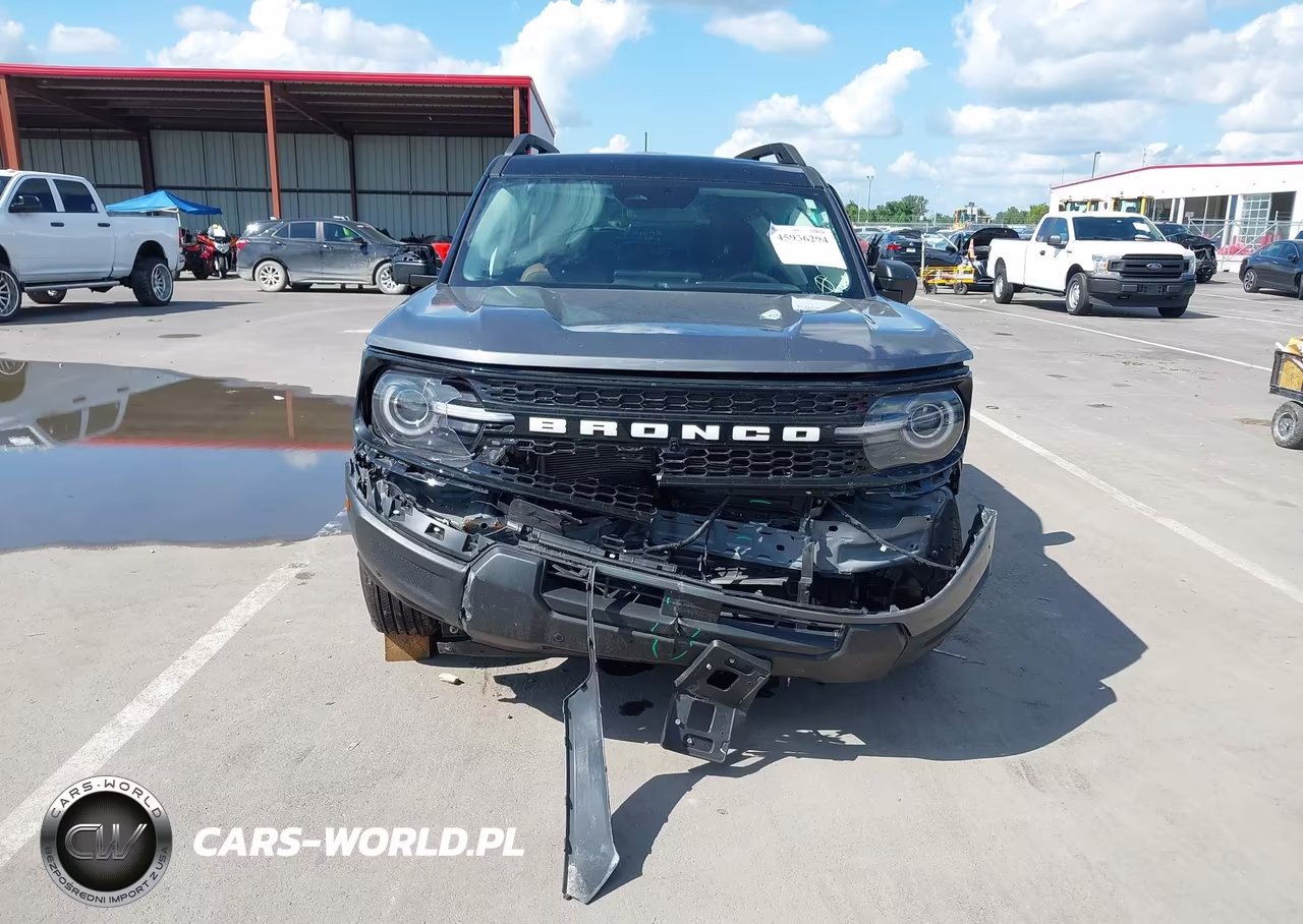 2025 Ford Bronco Sport Outer Banks VIN:3FMCR9CN3SRE60167 - 12