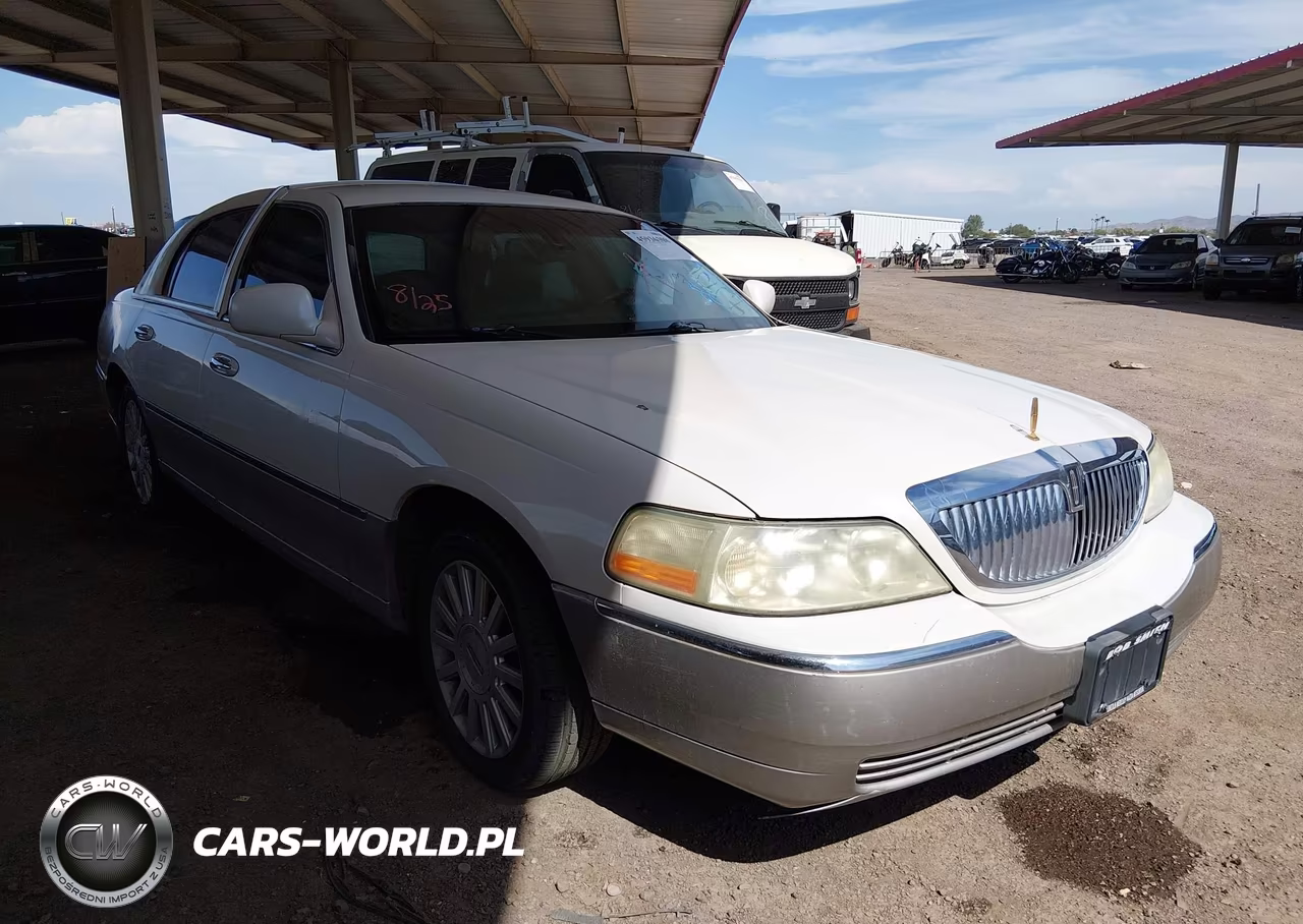 2003 Lincoln Town Car Signature – zdjęcie 1 z 11