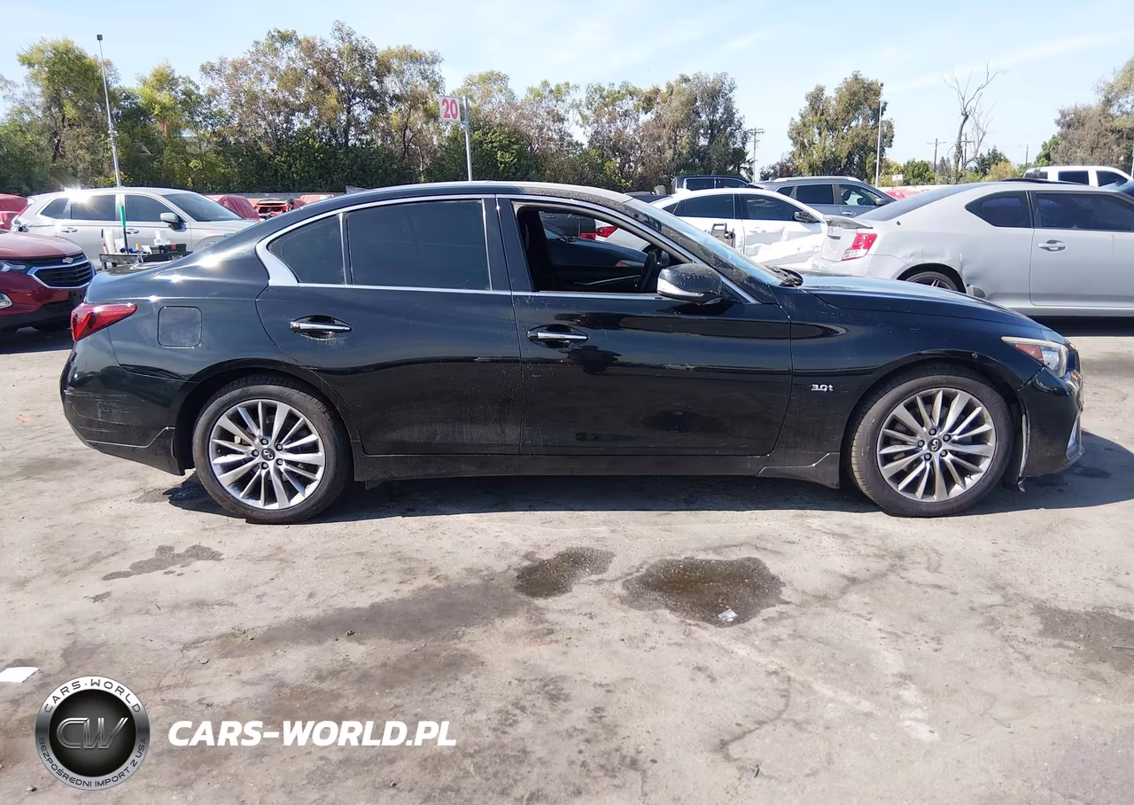 2018 Infiniti Q50 3.0T Luxe VIN:JN1EV7AP0JM590662 - 13