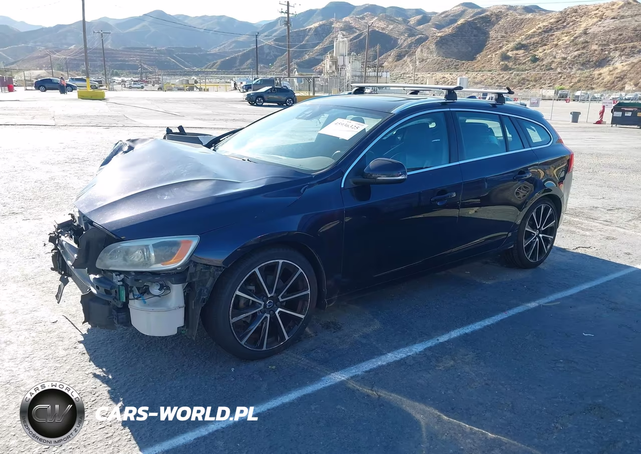 2017 Volvo V60 T5 Platinum VIN:YV140MEM6H1339334 - 15
