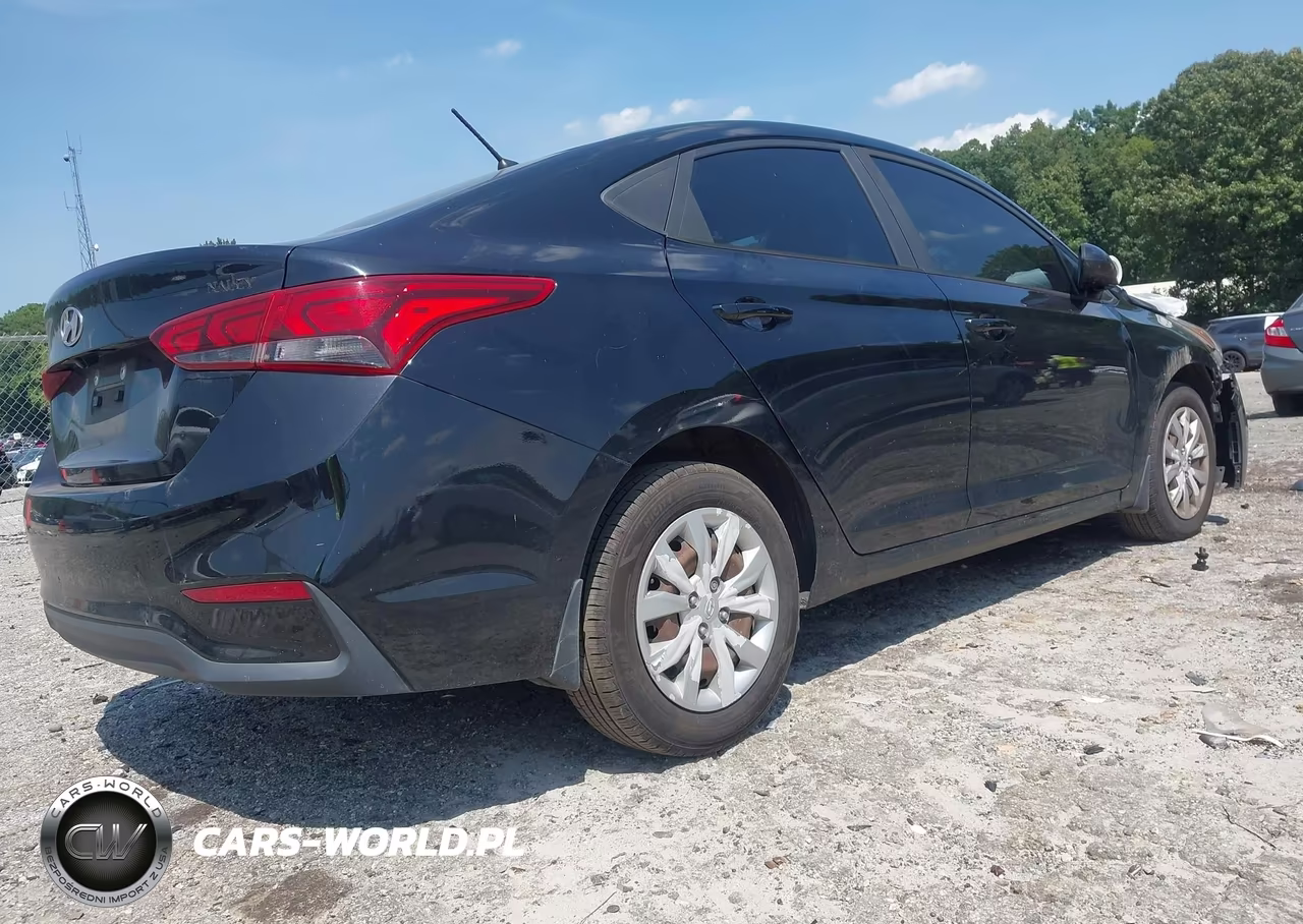 2019 Hyundai Accent Se VIN:3KPC24A34KE064530 - 4