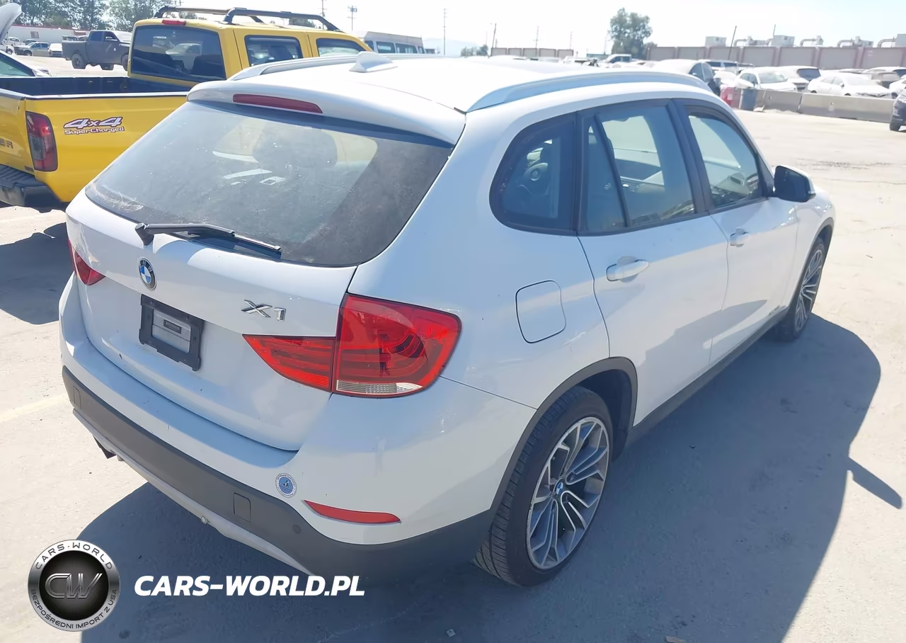 2014 BMW X1 xDrive35I VIN:WBAVM5C59EVV91435 - 4