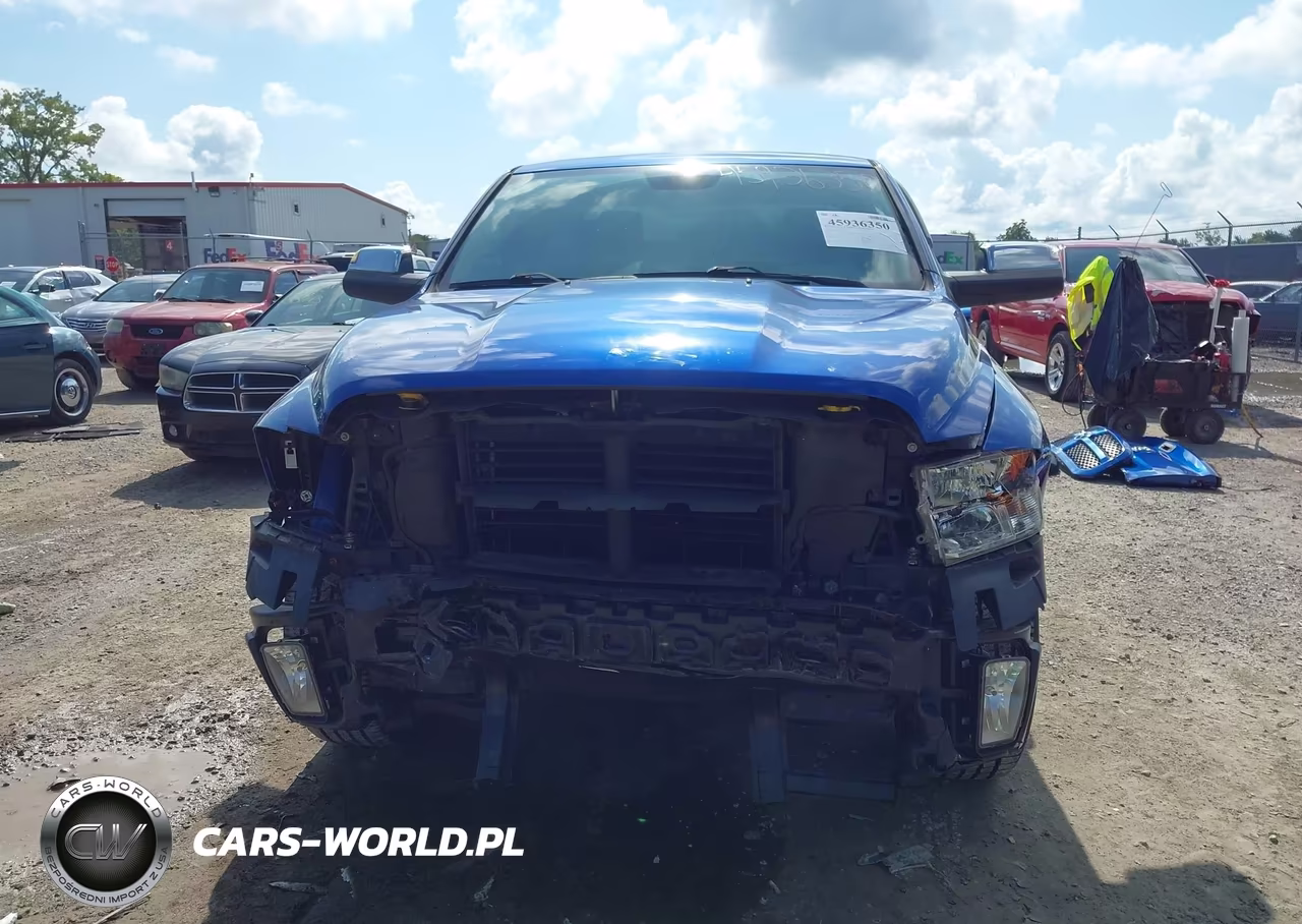 2018 Ram 1500 Express 4X2 6'4 Box VIN:1C6RR6FT2JS119831 - 13