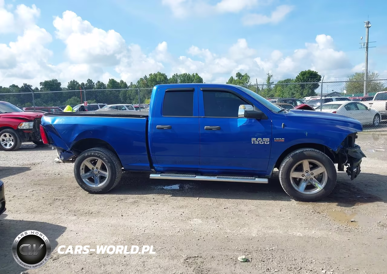2018 Ram 1500 Express 4X2 6'4 Box VIN:1C6RR6FT2JS119831 - 14