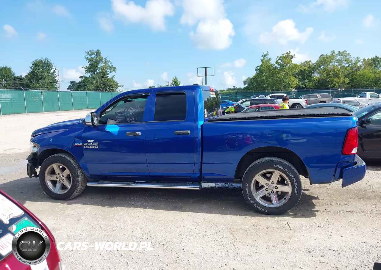 2018 Ram 1500 Express 4X2 6'4 Box VIN:1C6RR6FT2JS119831 - 15