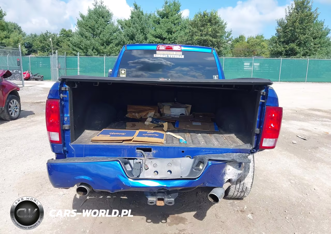 2018 Ram 1500 Express 4X2 6'4 Box VIN:1C6RR6FT2JS119831 - 17