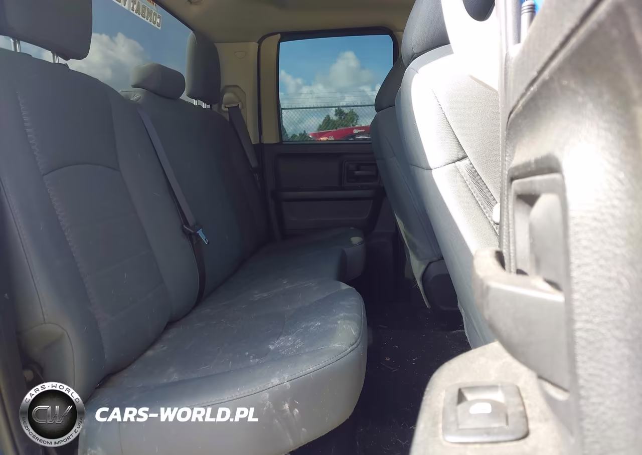 2018 Ram 1500 Express 4X2 6'4 Box VIN:1C6RR6FT2JS119831 - 8