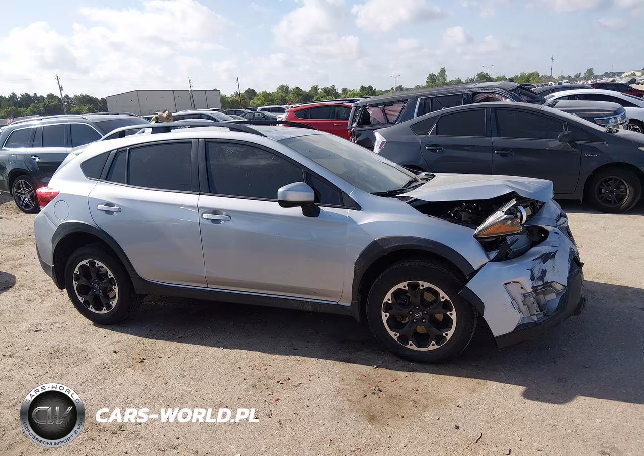 2021 Subaru Crosstrek Premium VIN:JF2GTAECXM8255861 - 13