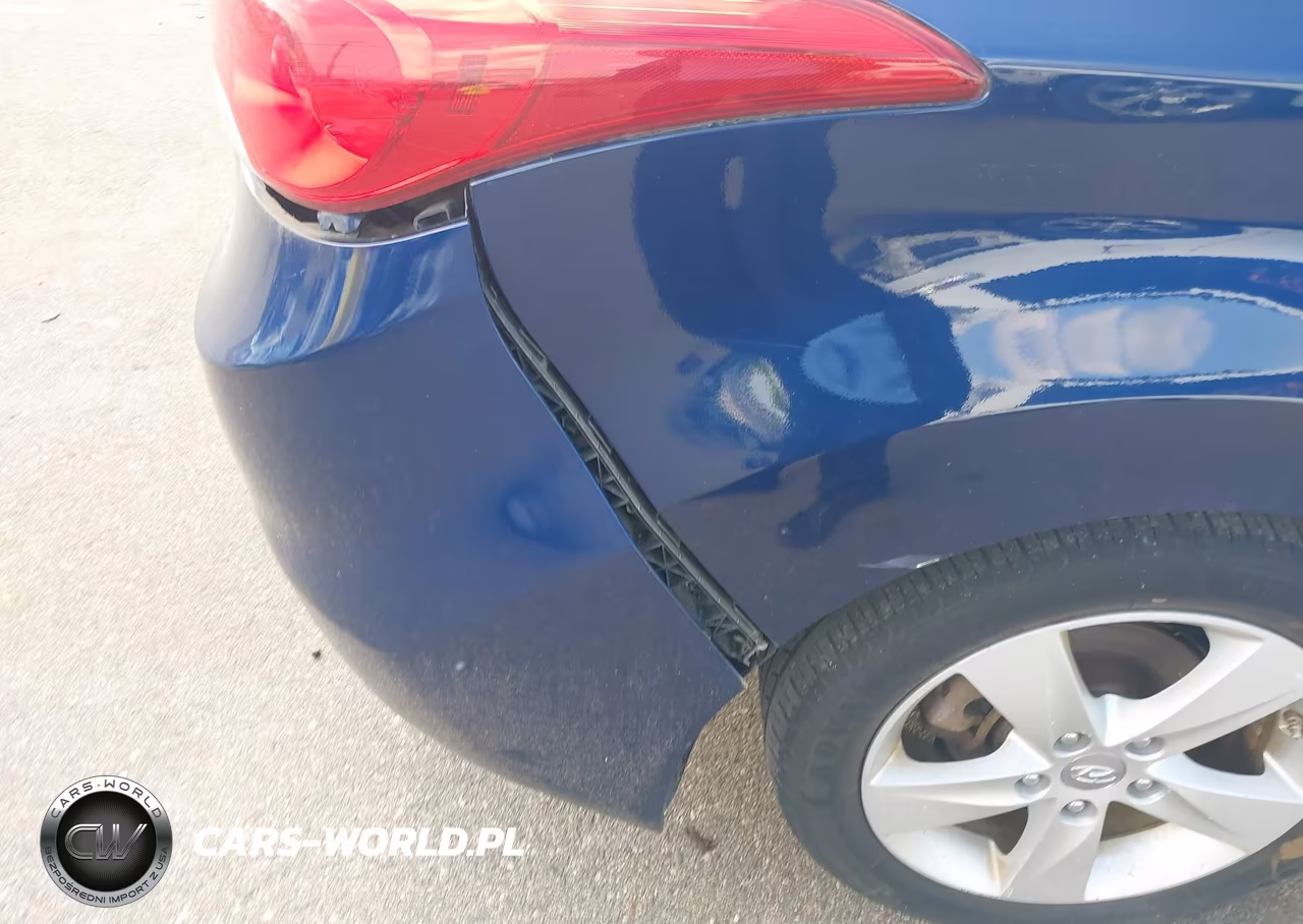 2013 Hyundai Elantra Gls VIN:KMHDH4AE4DU877497 - 17