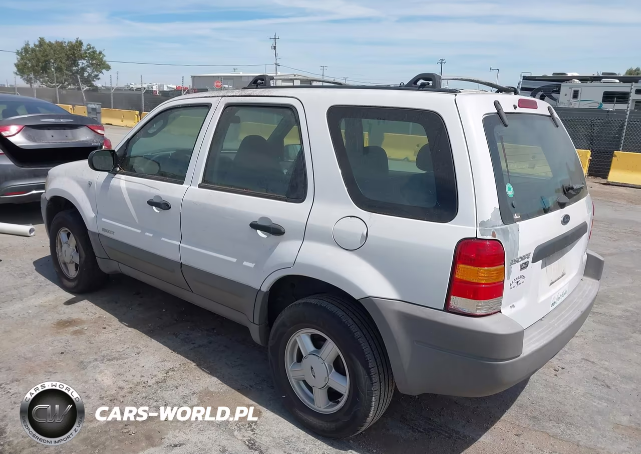 2001 Ford Escape Xlt VIN:1FMYU03131KC23503 - 3