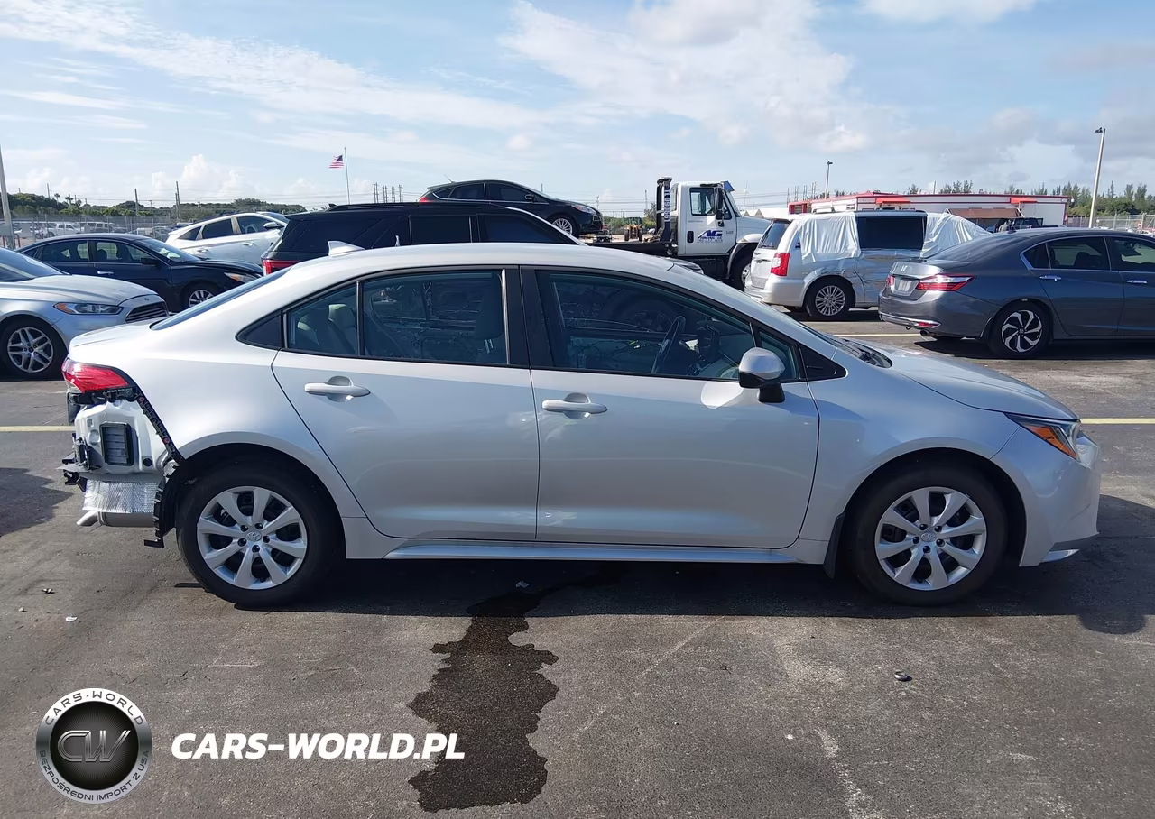 2026 Toyota Corolla Le VIN:5YFB4MDE8TP476890 - 14