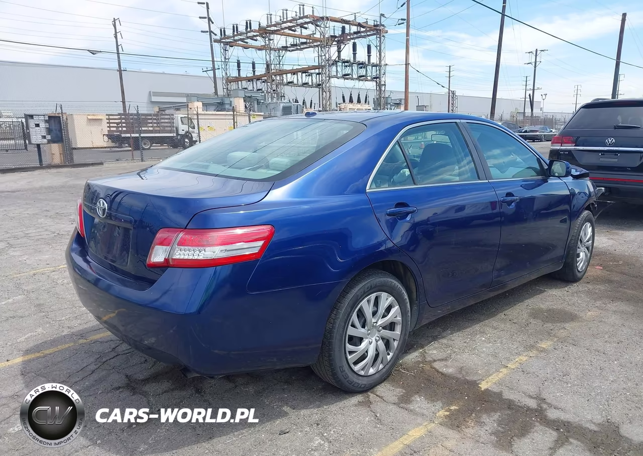 2011 Toyota Camry Le VIN:4T1BF3EK8BU729566 - 4