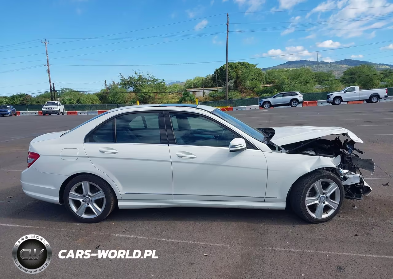 2010 Mercedes-Benz C 300 Luxury-Sport VIN:WDDGF5EB3AF363952 - 14