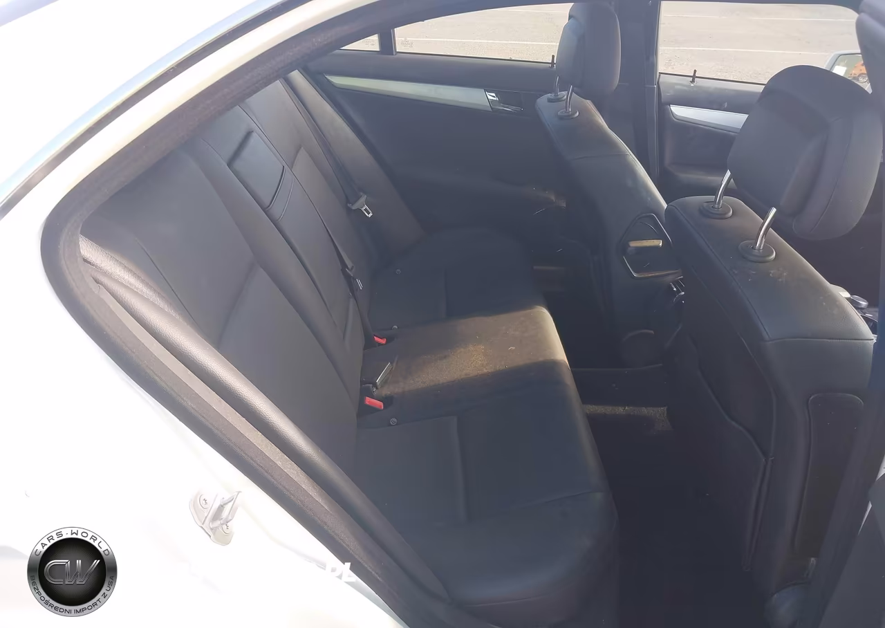 2010 Mercedes-Benz C 300 Luxury-Sport VIN:WDDGF5EB3AF363952 - 8
