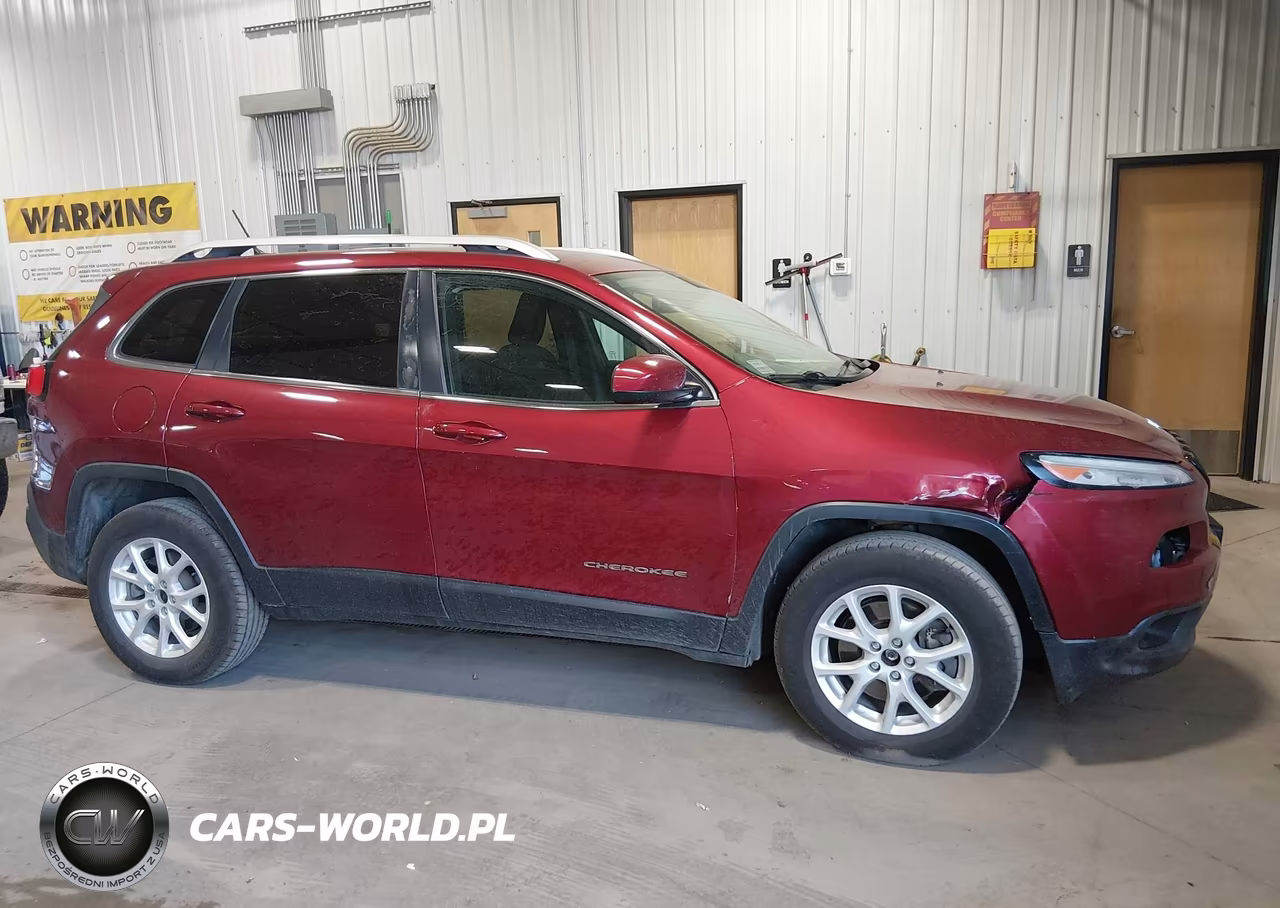 2015 Jeep Cherokee Latitude VIN:1C4PJMCB6FW551166 - 13