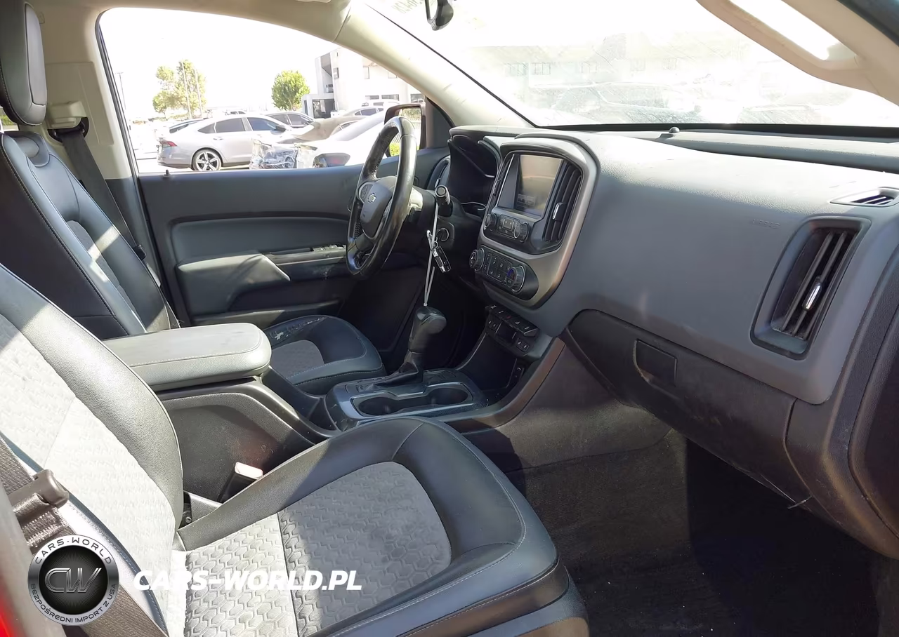 2018 Chevrolet Colorado Z71 VIN:1GCPTDE12J1218774 - 5