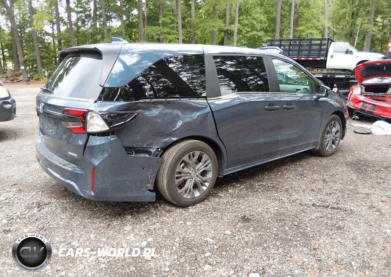2026 Honda Odyssey Touring VIN:5FNRL6H85TB020794 - 4
