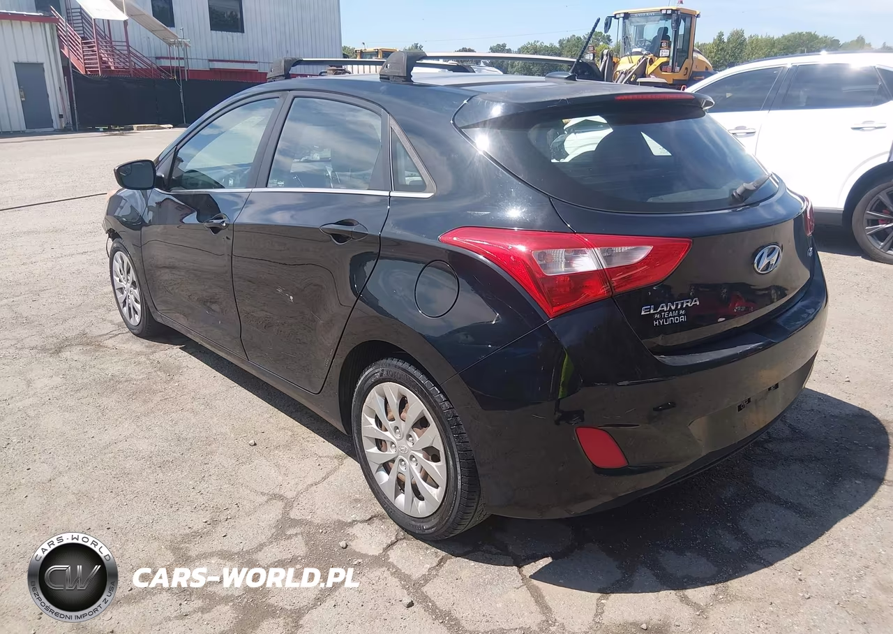 2017 Hyundai Elantra Gt VIN:KMHD35LH5HU349386 - 3