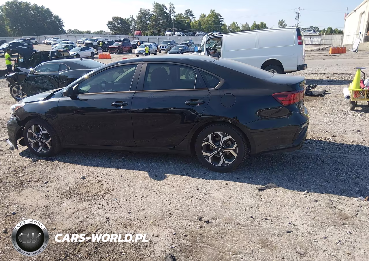 2021 Kia Forte Lxs VIN:3KPF24AD4ME340987 - 14