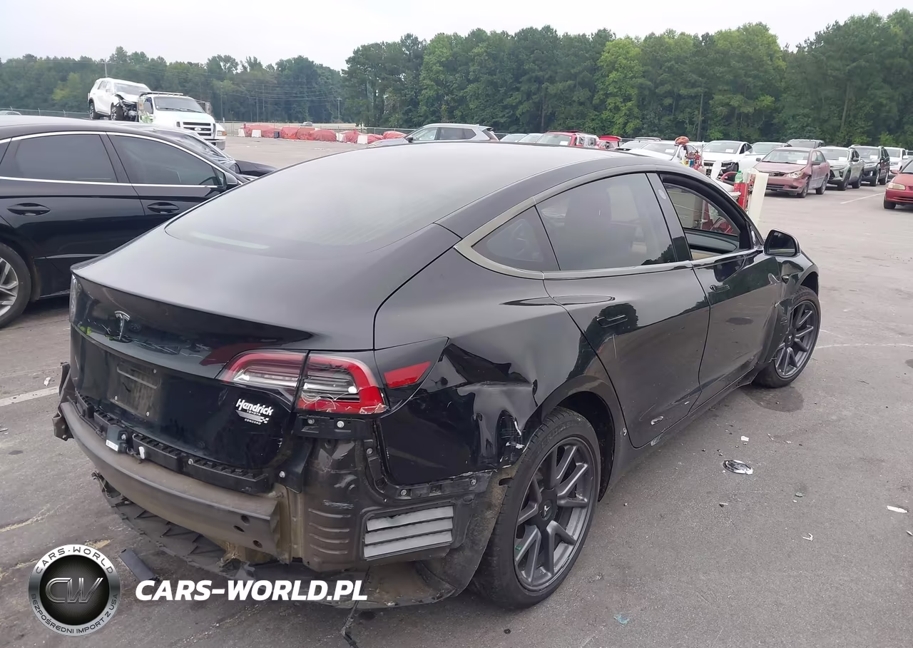 2018 Tesla Model 3 Long Range-Mid Range VIN:5YJ3E1EA6JF123178 - 4