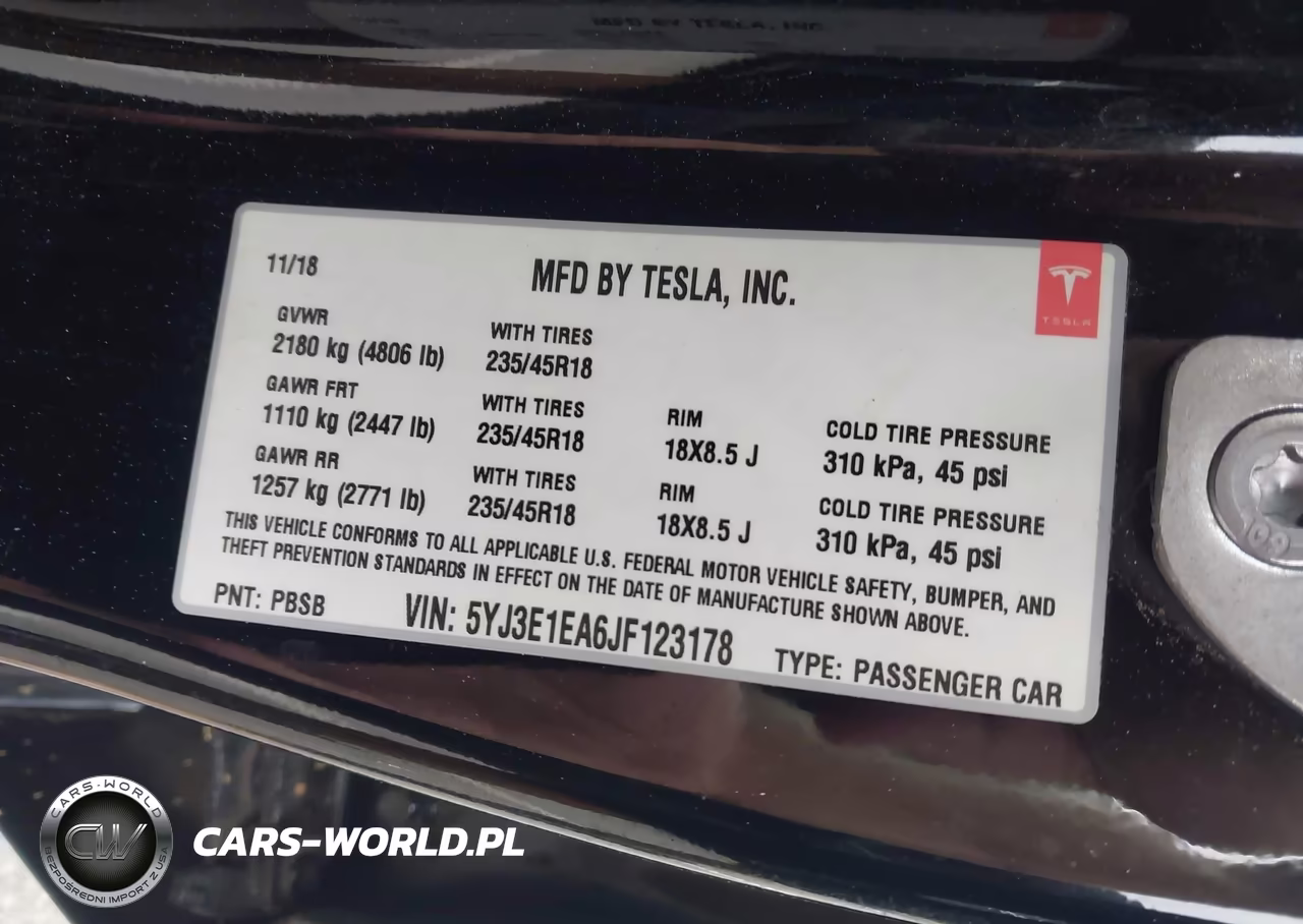 2018 Tesla Model 3 Long Range-Mid Range VIN:5YJ3E1EA6JF123178 - 9