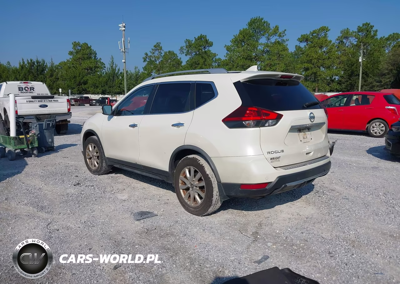 2020 Nissan Rogue Sv Fwd VIN:JN8AT2MT9LW009944 - 3