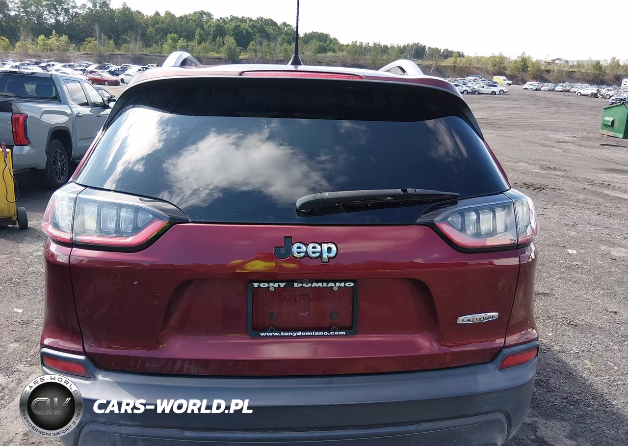2019 Jeep Cherokee Latitude Plus Fwd VIN:1C4PJLLN8KD164323 - 16