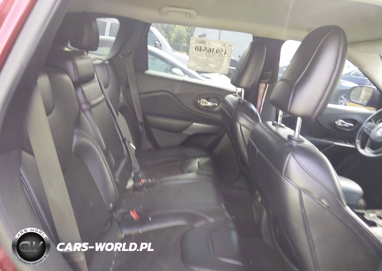 2019 Jeep Cherokee Latitude Plus Fwd VIN:1C4PJLLN8KD164323 - 8