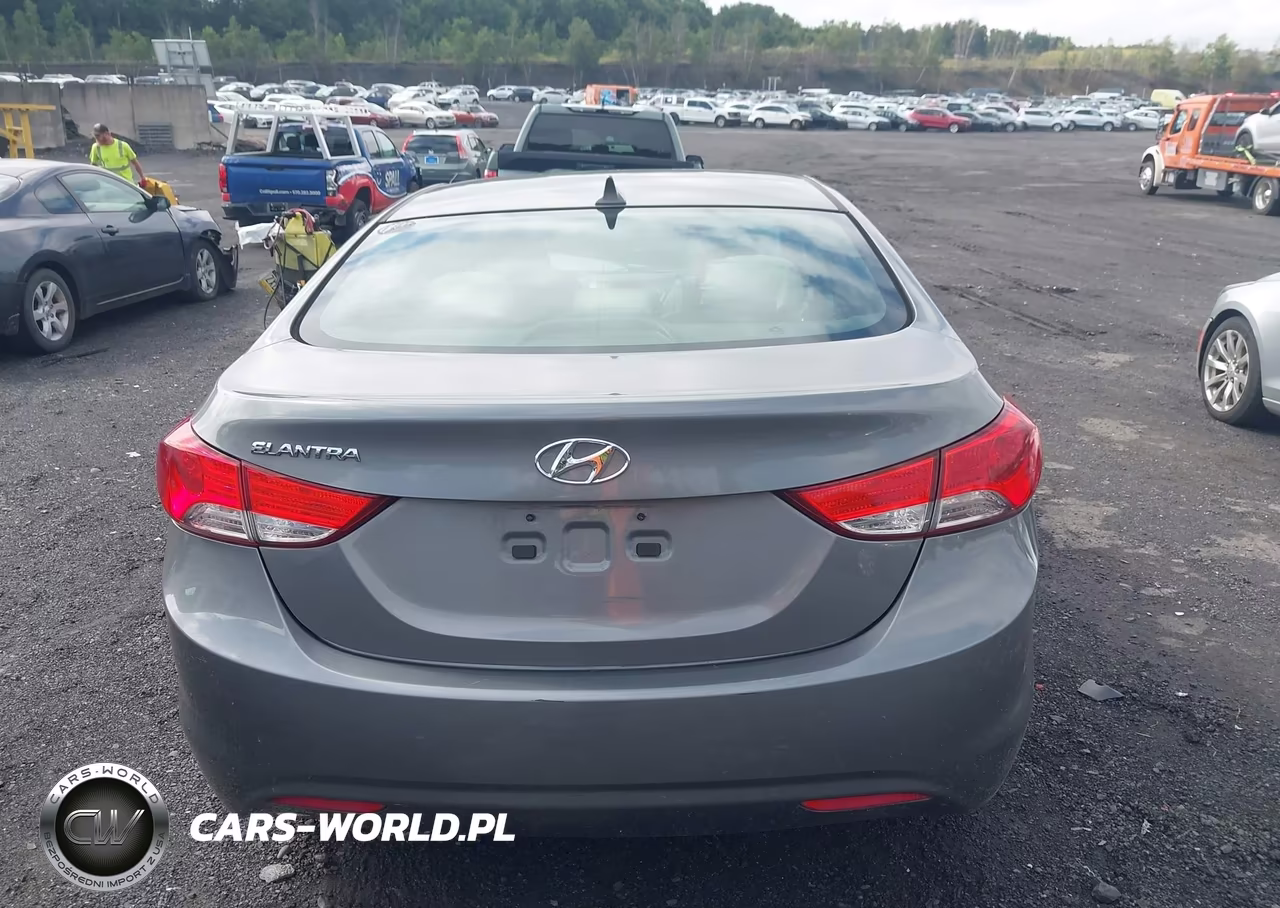 2013 Hyundai Elantra Gls VIN:5NPDH4AE9DH336542 - 16