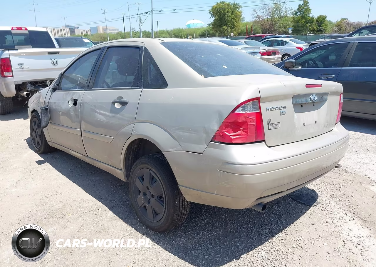 2007 Ford Focus S-Se-Ses VIN:1FAFP34N07W102795 - 3