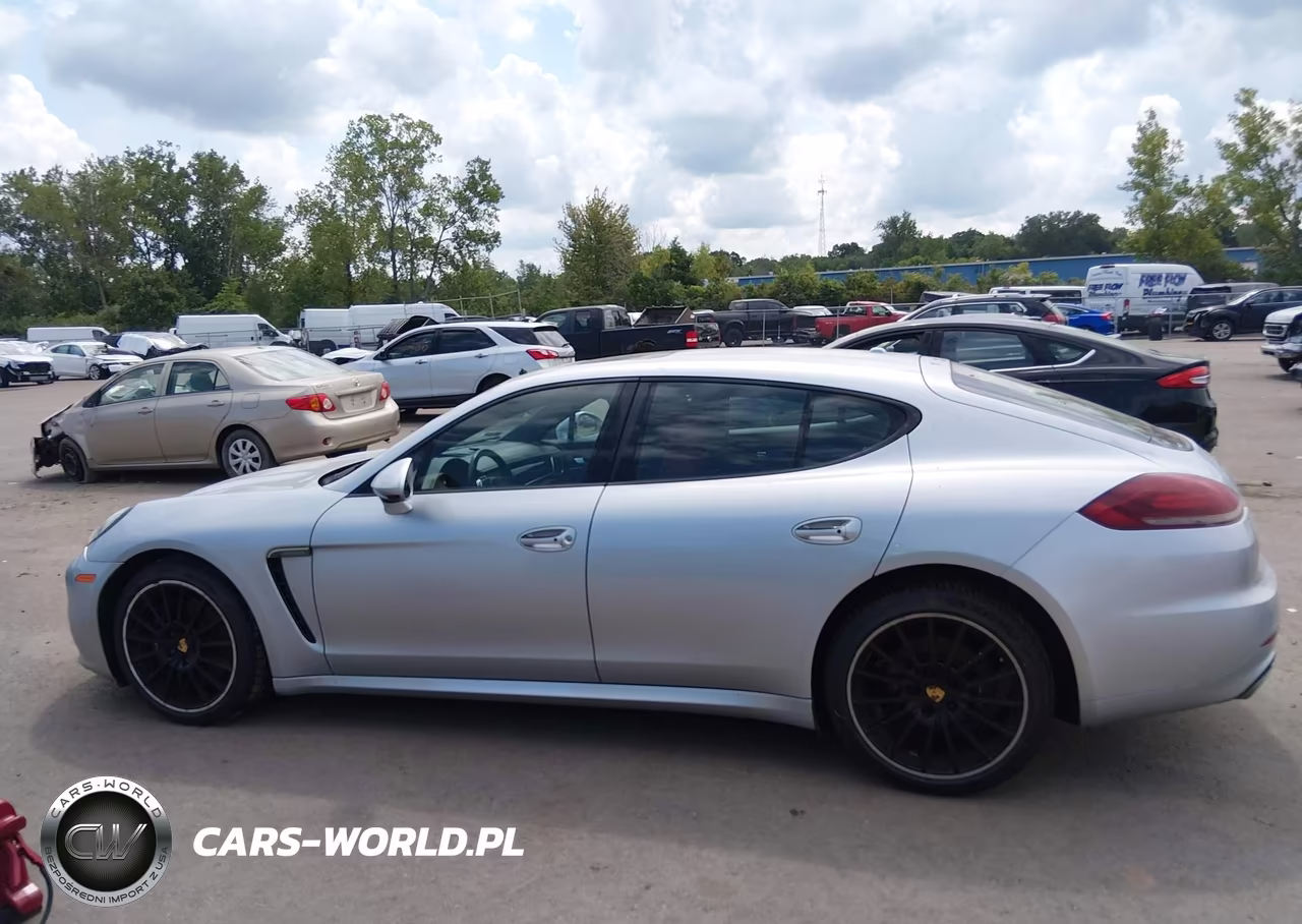 2016 Porsche Panamera 4 VIN:WP0AA2A74GL000147 - 14
