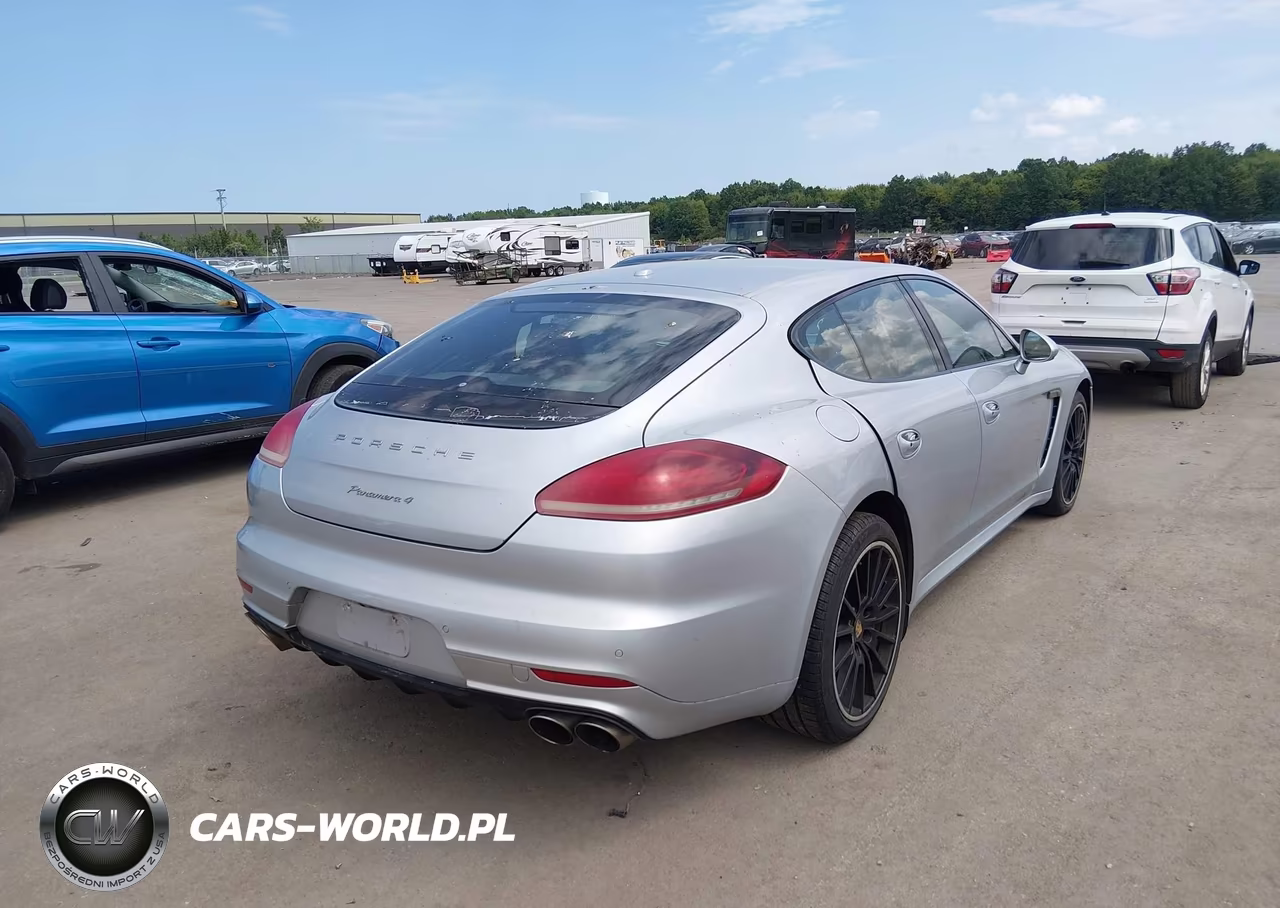 2016 Porsche Panamera 4 VIN:WP0AA2A74GL000147 - 4