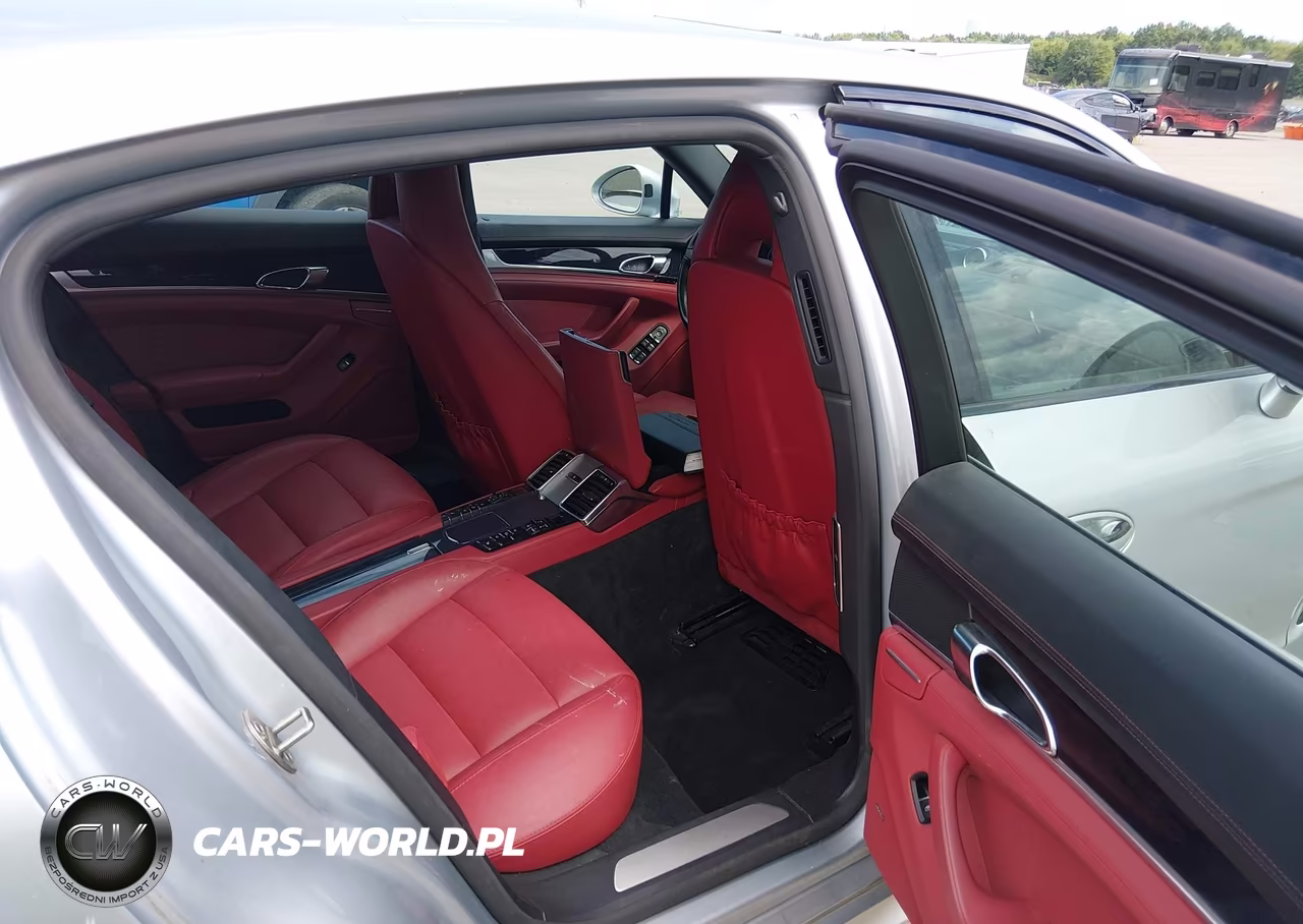 2016 Porsche Panamera 4 VIN:WP0AA2A74GL000147 - 8