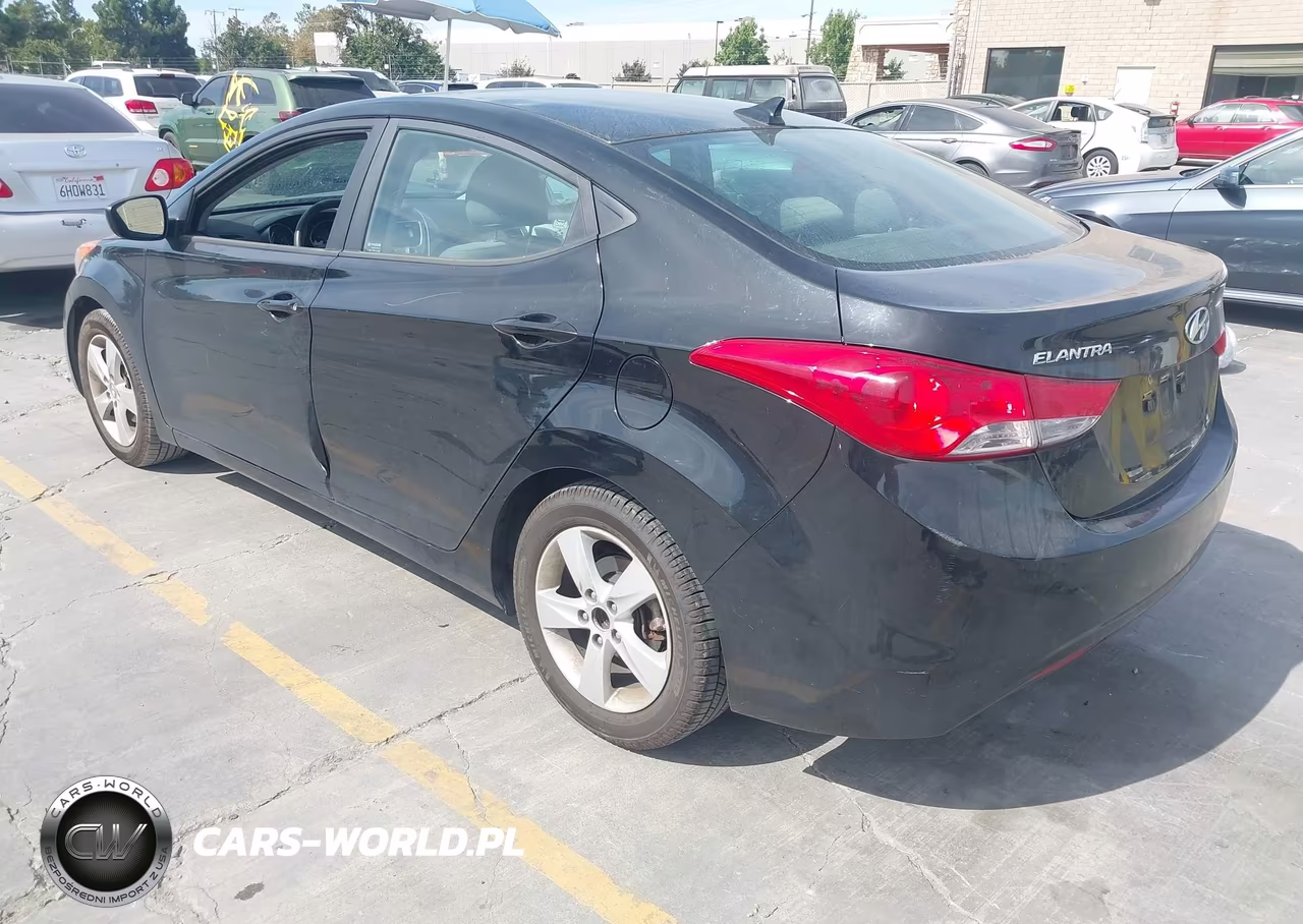 2012 Hyundai Elantra Gls VIN:5NPDH4AE0CH090642 - 3