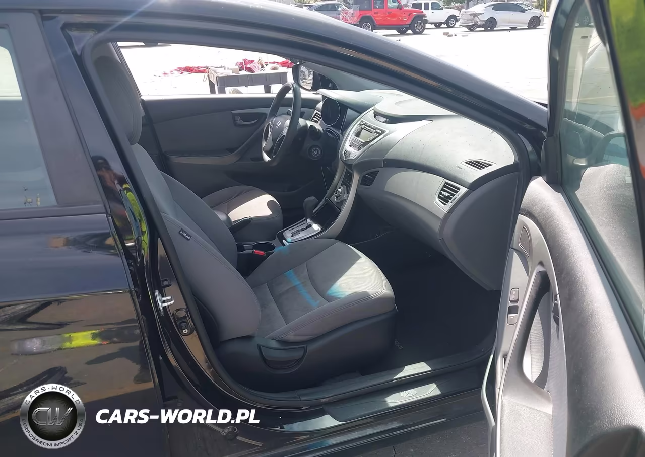 2012 Hyundai Elantra Gls VIN:5NPDH4AE0CH090642 - 5