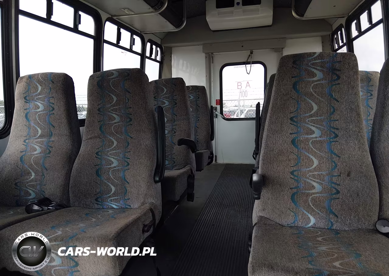 2011 Ford E-350 Cutaway VIN:1FDEE3FS3BDA22809 - 7