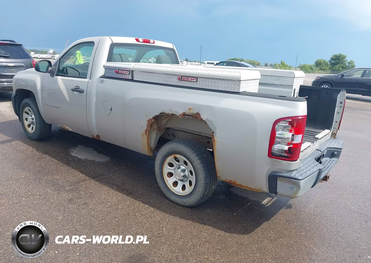2009 Chevrolet Silverado 1500 Work Truck VIN:1GCEC14X59Z153069 - 3