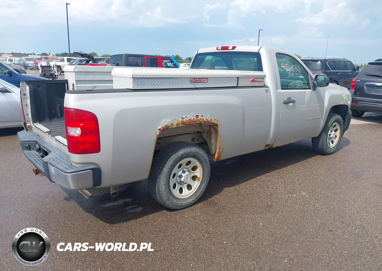 2009 Chevrolet Silverado 1500 Work Truck VIN:1GCEC14X59Z153069 - 4