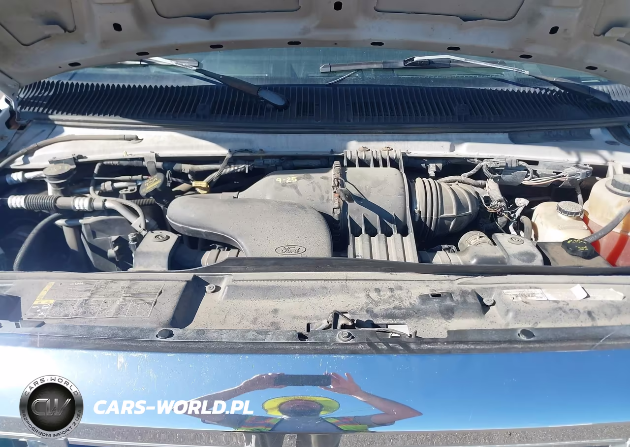 2010 Ford E-350 Cutaway VIN:1FDEE3FL0ADA65589 - 9