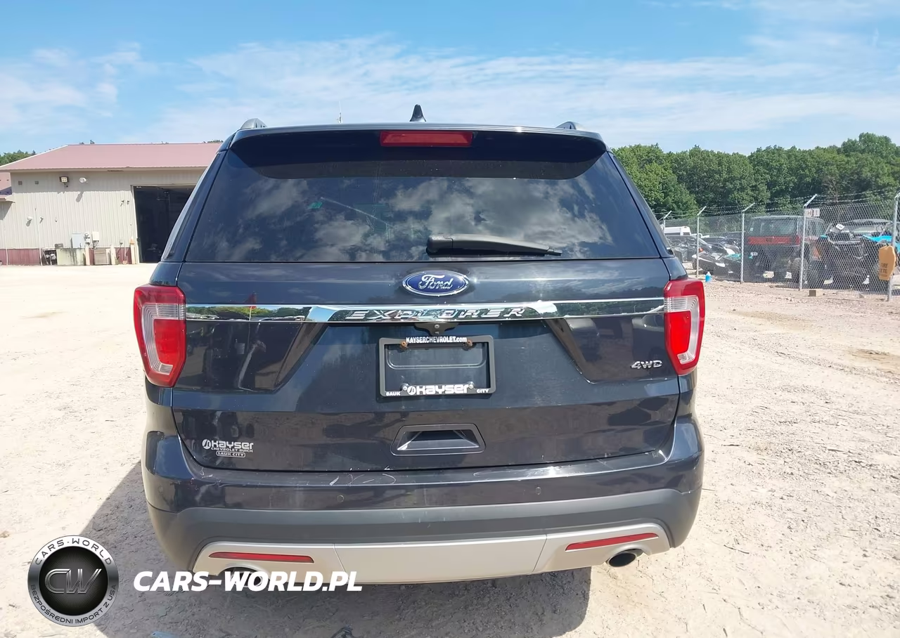 2017 Ford Explorer Xlt VIN:1FM5K8D89HGC05586 - 17