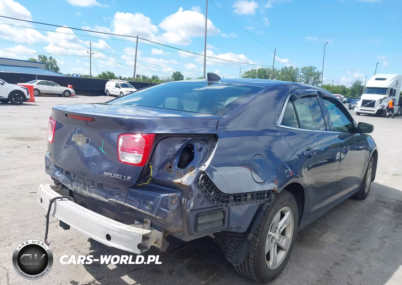 2015 Chevrolet Malibu Ls VIN:1G11B5SL2FF329400 - 4