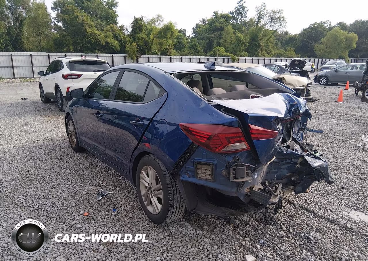 2020 Hyundai Elantra Sel VIN:5NPD84LF4LH556272 - 3